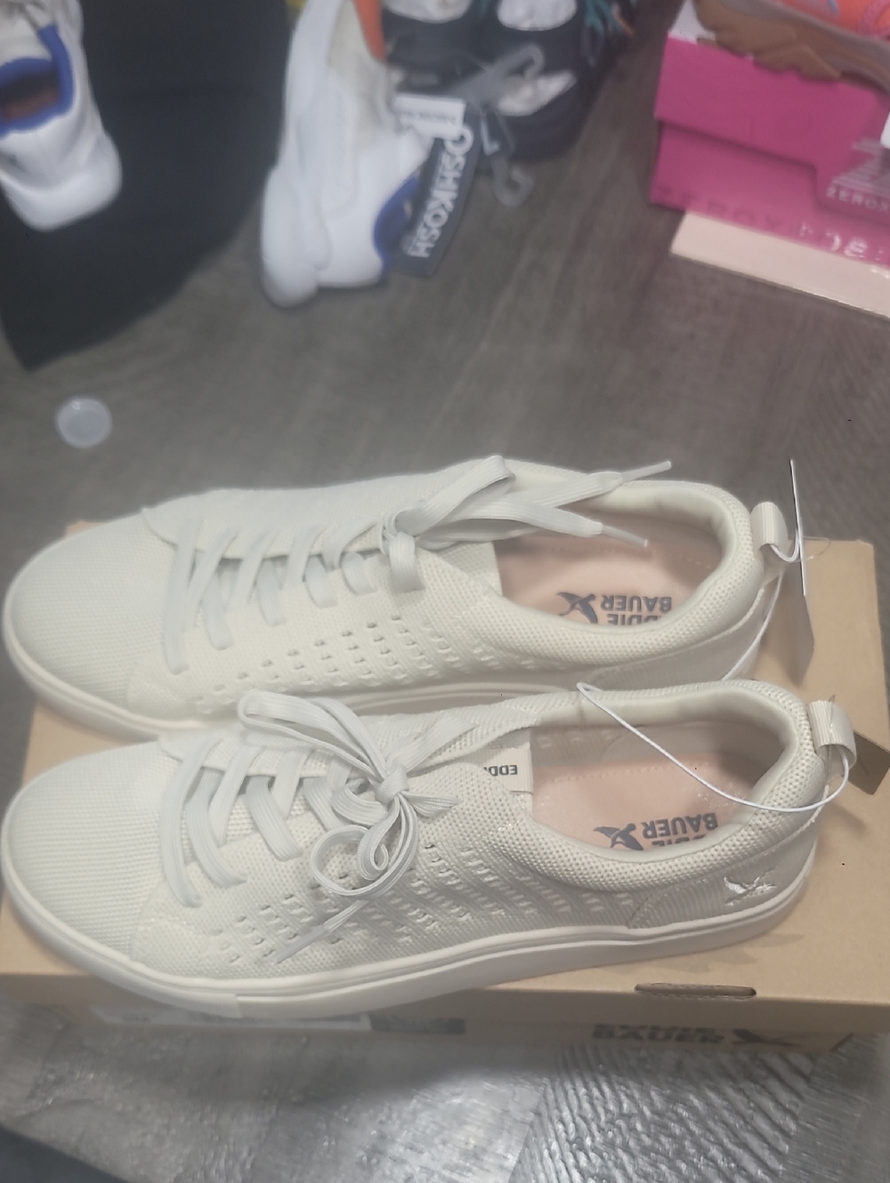 Eddie Bauer Leslie Women’s Casual Lace-Up Sneakers in Taupe Size 7, 8, Or 9 NIB